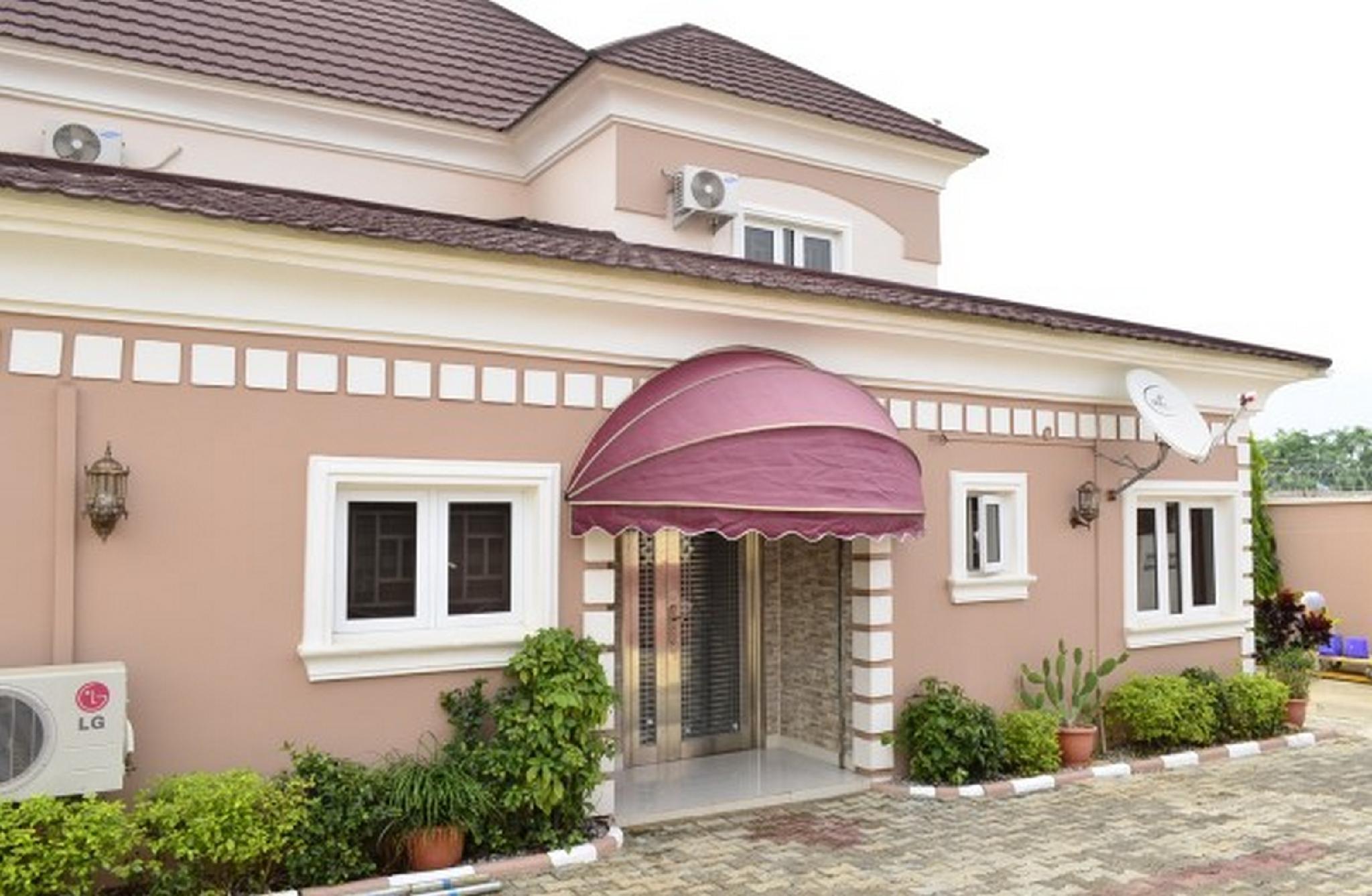 Auris Court Suites And Apartments - Abuja