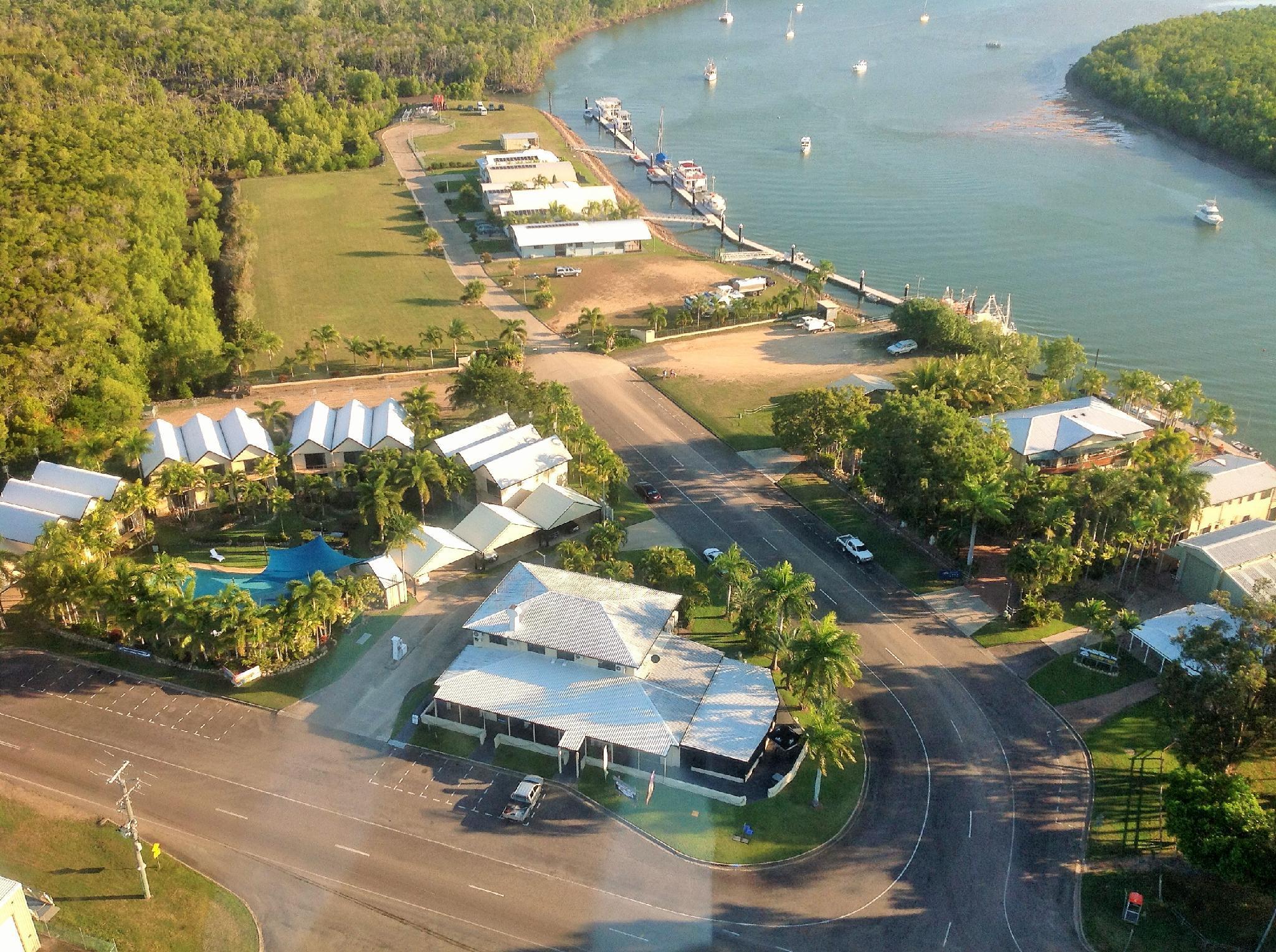 Hinchinbrook Resorts Lucinda - Palm Island
