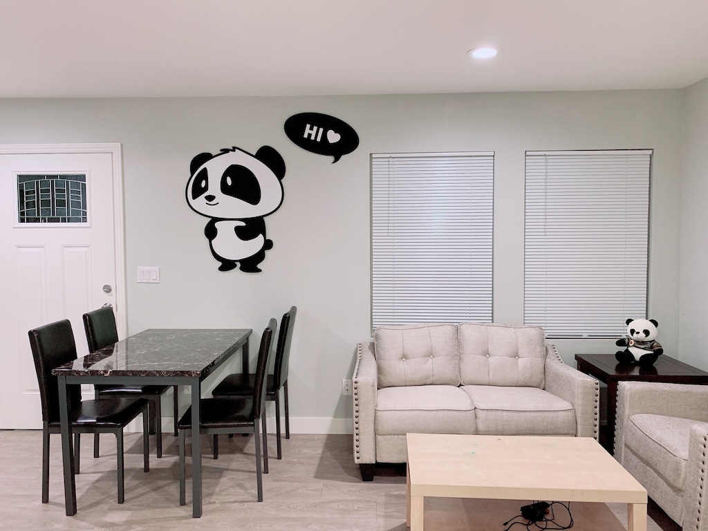 Cute panda theme 2b1b guest house - Rosemead