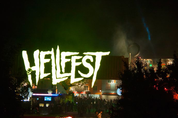 Hellfest 2020 {Terrain pour toile de tente } - Clisson