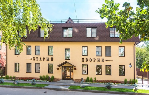 Отель Старый дворик на Мопра - Киров