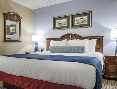 Beautiful 1 bedroom unit at resort, sleeps 4 - Newport, RI
