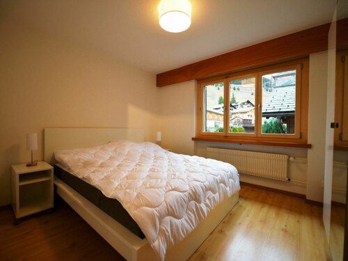 Cosy apartment for 6 guests with wifi, tv, balcony and parking - Sedrun