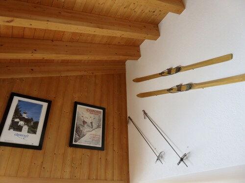 Genuine ski-in-ski-out apartment with balcony. exceptional mountain views - Grimentz