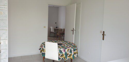 Nouveau : maisonnette avec jardin privatif composée de 2 logements - La Rochelle