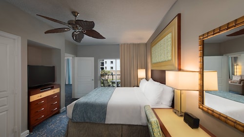 Oceanfront - 3 bedroom - marriott's ocean pointe - full resort access - Palm Beach