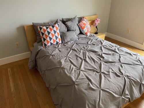 Updated two bedroom condo in nopa area of san francisco. - San Francisco, CA