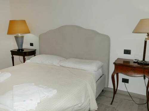 Beautiful apartment for 5 guests with wifi, a/c, tv, balcony and parking - Alassio