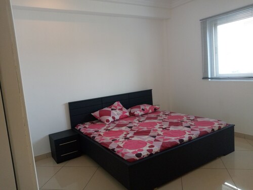 Spacious 2 bedroom apartment with gym & swimming pool - Ghana