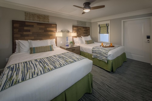 Sleep 6 with beach access at holiday inn resort - Cape Canaveral