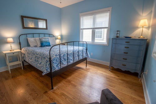 Beautiful updated 7 bedroom home near the beach, in beachwalk resort - Indiana (State)