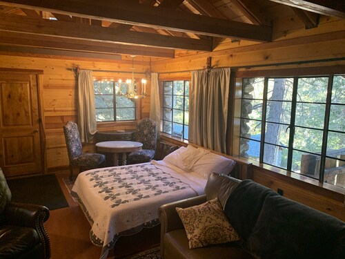 Snowcrest, mt baldy cabin 20 studio. flower cabin - Ontario, CA