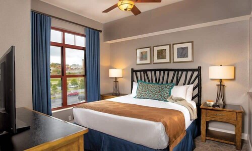 Great smokies lodge resort | 2br king balcony suite 5 - Sevierville