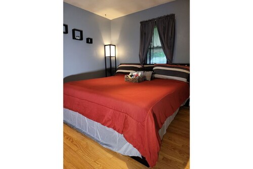 Zaire's palace 3 bedroom family friendly home! - Berkeley, MO