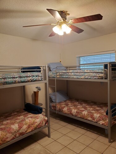 3 beds/3 bath duplex -8 beds near fll +conv ctr+beach+downtown+fll airport - Aéroport de Fort Lauderdale-Hollywood (FLL)