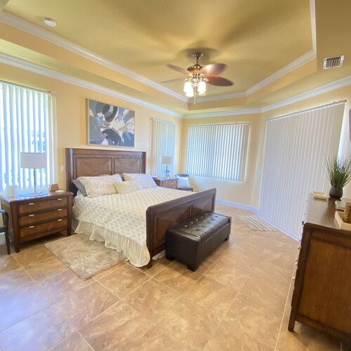 Spacious family friendly house with resort like feel - Fort Myers