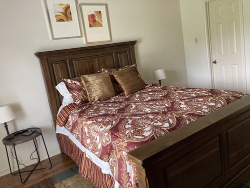 Louisiana retreat offers a whole home - 2 bed, 2 full bath - Thibodaux