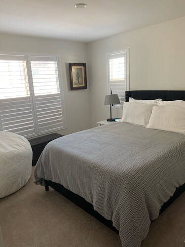Veteran owned townhouse minutes from the beach & legoland - San Marcos, CA