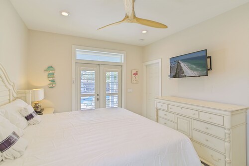 Agave blue - main house + guest house, heated private pool, golf cart included! - Destin