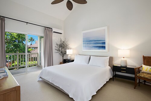 Beautifully updated poipu resort condo with a/c. regency at poipu kai #323 - Kauai, HI