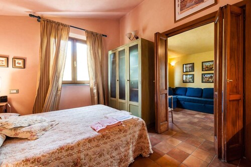 Homerez - villa for 4 ppl. with shared pool, garden and terrace at pisa - Pisa