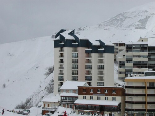 150m du centre station, 4ème étage, vue pistes de ski, balcon, télévision, 29m², gourette - Laruns