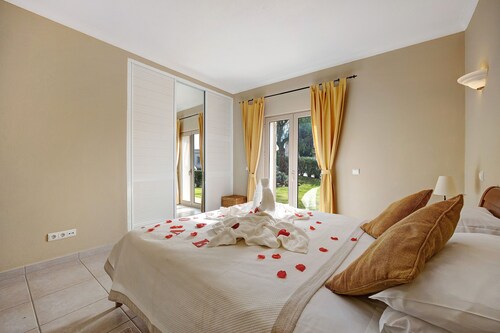 Apartment 'pestana golf resort - t1 150b' with mountain view, terrace, shared pool & wi-fi - Ferragudo