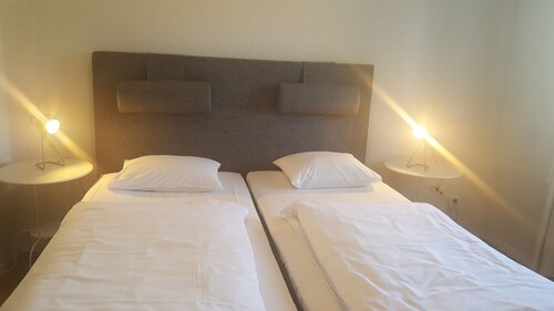 Cozy deluxe rooms centrally located, perfect to start adventure along göta kanal - Sverige