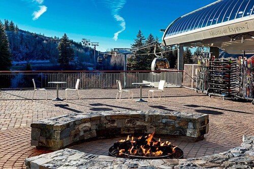 2br with kitchen at resort hotel steps to the beaver creek gondola. - Beaver Creek