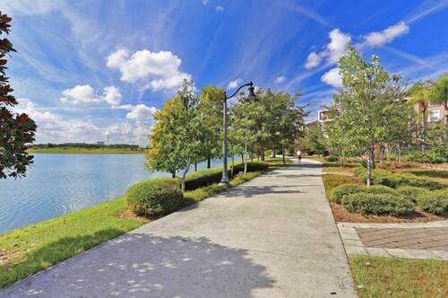 Centrally located at family friendly resort - Orlando