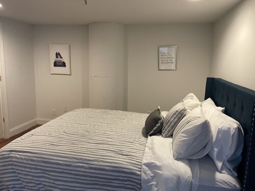 Historic 2 bedroom riverfront loft in corktown - Windsor
