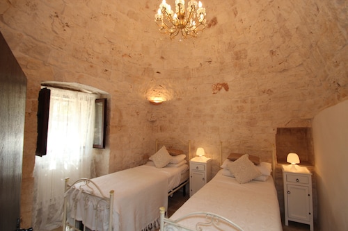 Piscina privata 10mx5m. rilassante e tranquillo vicino ai panorami mozzafiato della città - Castellana Grotte
