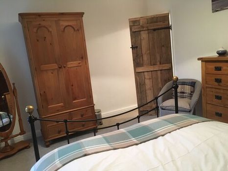 Applethwaite cottage, cosy, log burner, wifi, 15 minute walk to lakeside, - Windermere