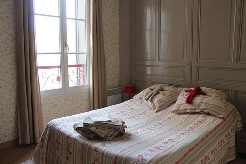 The lodging of the belfry tower, a boutique apartment - Troyes