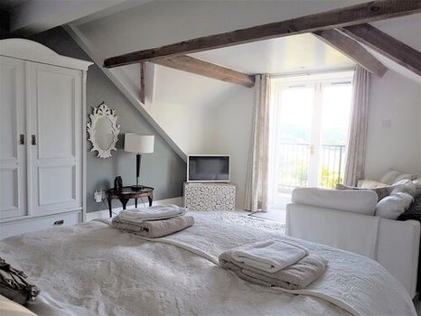 Stunning views romantic cottage, touch of luxury, family friendly too! (in aonb) - Cotswolds