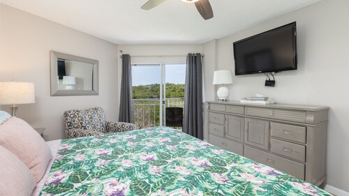 Warmer weatheropen ocean viewsfamily suite+beach & pool - Key Largo