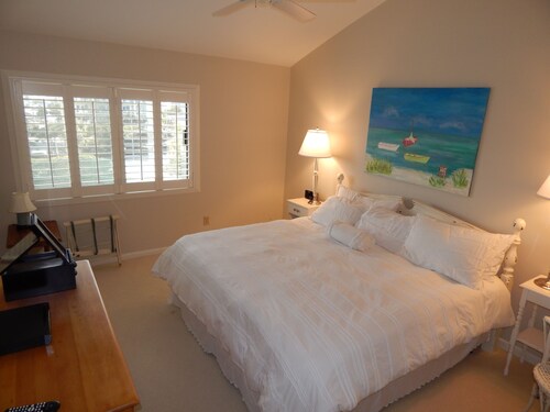Beautiful ocean front townhome in the heart of wb! - Wrightsville Beach