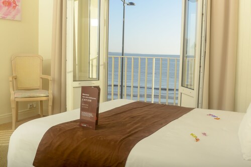 Cerise royan - le grand hôtel de la plage - Royan