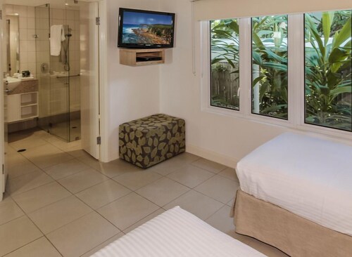 The beach club luxury private apartments - Palm Cove