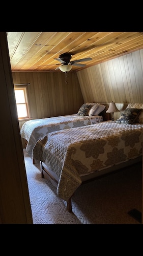 Great vacation home near tippy dam, in the manistee national forest - Norman Township