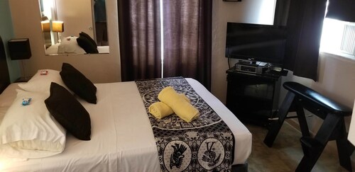 Inn leather guest house - male only lgbt - Fort Lauderdale