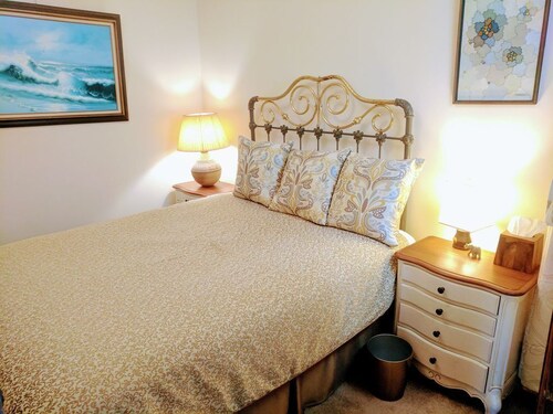 3 beautiful rooms: perfectly located 20 minutes or less walk to major attractions - Oakland, CA