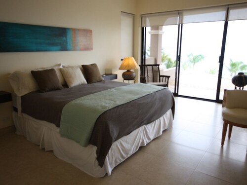 Breathtaking! luxury 1 bed / 2 bath beach home, panoramic deck view, beach front - Baja California Sur