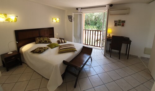 Villa privée 150 m² climatisée 6 pers 3 chambres 3 sdb piscine privée chauffée - Porto-Vecchio