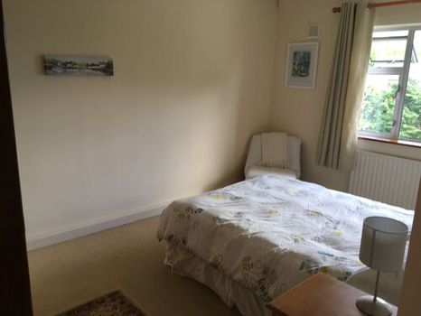 Quiet and comfortable house in town, - Galway