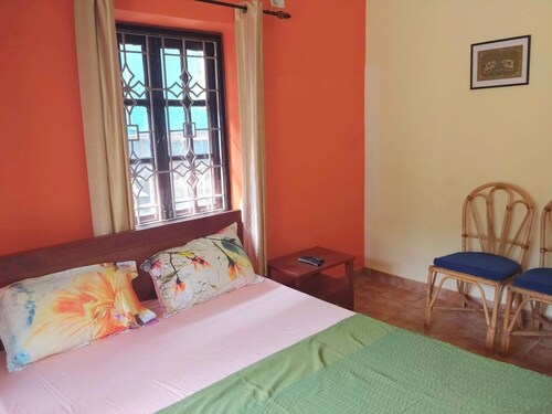 28) beach touching ground floor 1 bedroom apartment - candolim - Goa