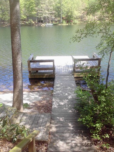 Lakeside lookout located inside rumbling bald resort on bald mt lake - Lake Lure