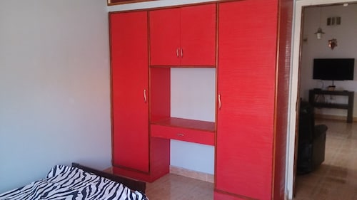 A decked up cozy 2 bedroom apartment - Bengaluru
