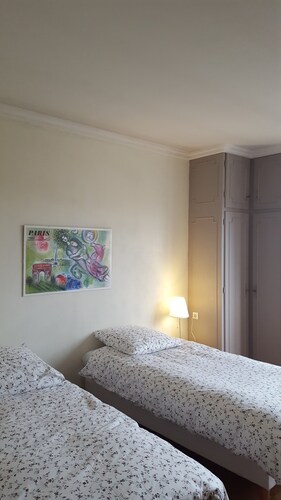 Aviva (appartement de 95 m2 avec terrasse) - Bâle