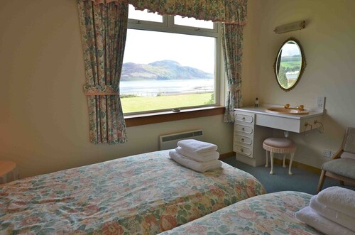 House in lamlash with heated pool and exceptional view - Isle of Arran